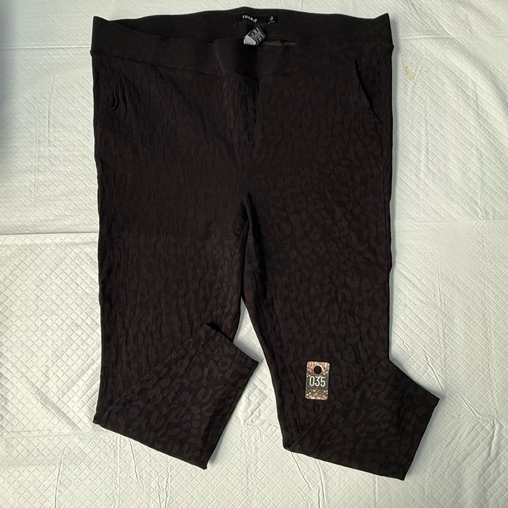Torrid Black Leopard Pointe Textured Pants